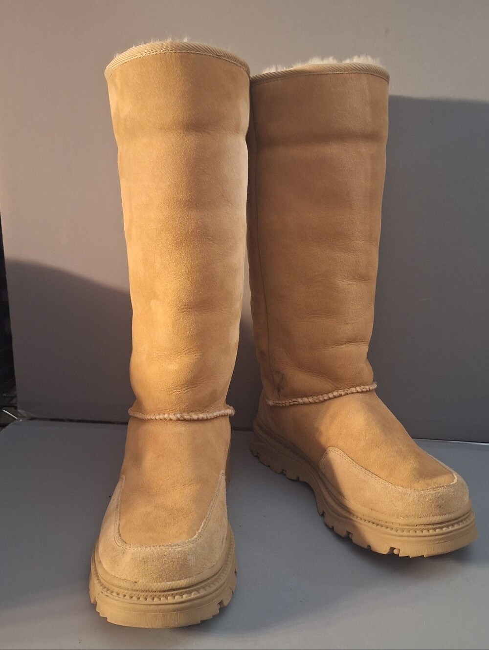 Cabela's Women's Brown Tall Boots in size 8M are perfect for casual occasions